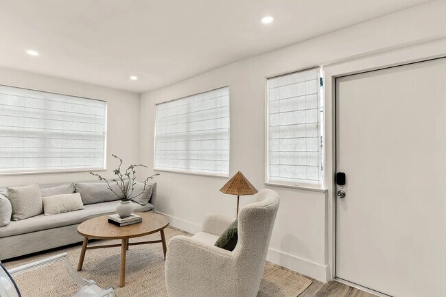 Foto del edificio - 1237 NW 33rd Ave