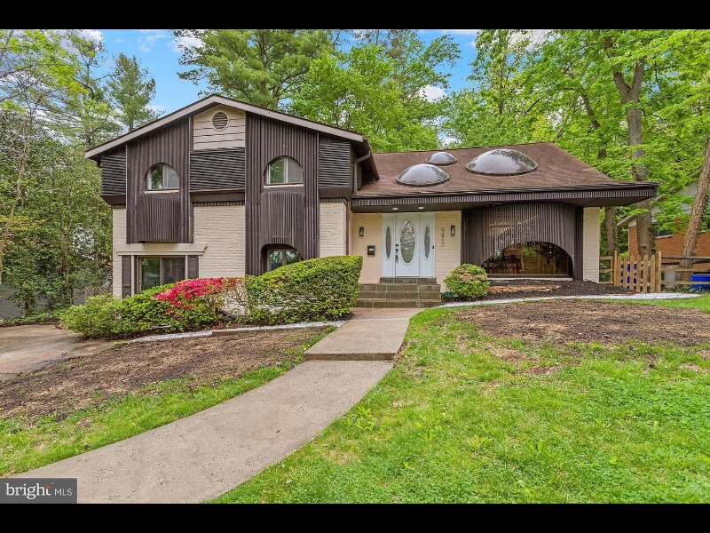 Foto principal - 9817 Inglemere Dr