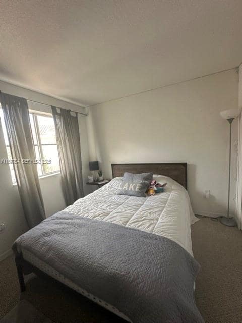 Foto del edificio - 8822 W Flagler St