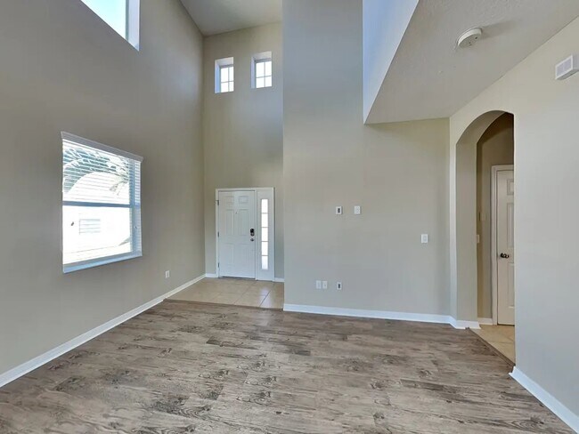 Foto del edificio - 7614 Forest Mere Dr