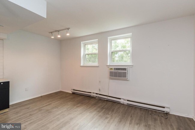 Foto del edificio - 3221 Powelton Ave