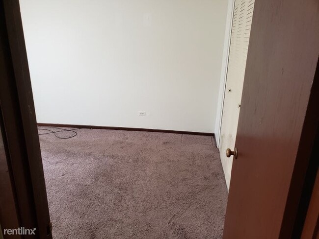 Building Photo - 8104 Waterbury Ct