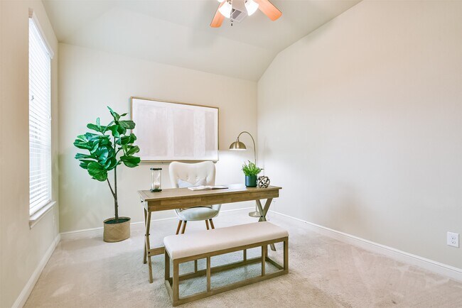 Building Photo - 12617 White Cove Dr