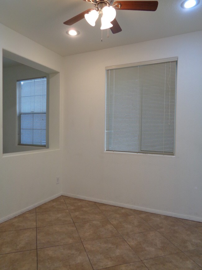 Foto del edificio - 7763 Hampton Cove Ln