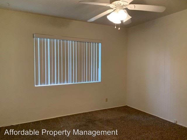 Building Photo - 461 E Algrove St