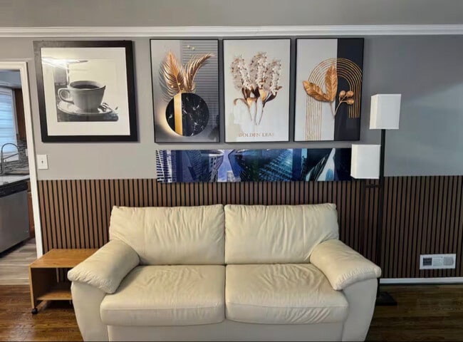 Photo - 7700 Chicago Ave House