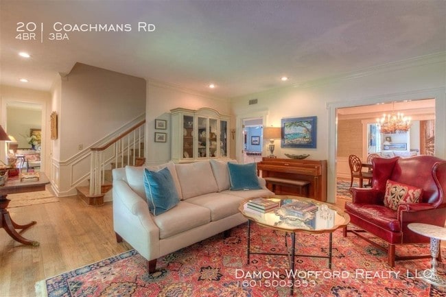 Building Photo - 201 Coachmans Rd