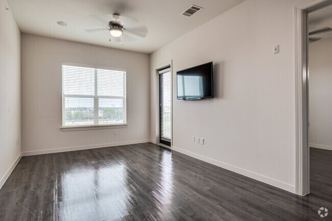 2BR, 2BA - 1,094SF - Mezzo Kirby Med Center