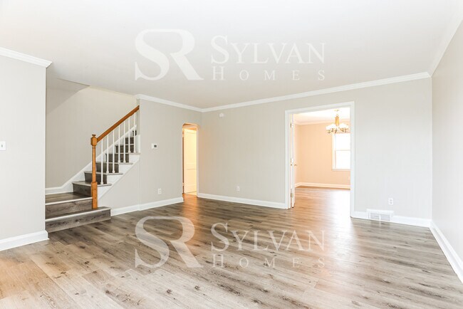Photo - Discover Spacious Comfort & Fun Townhome
