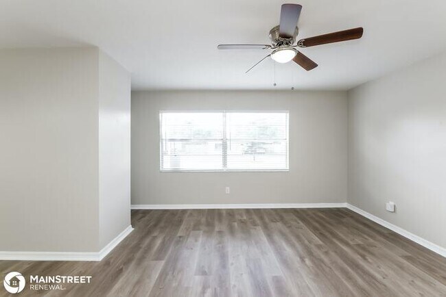 Building Photo - 7113 N 50TH, TAMPA, FL 33617