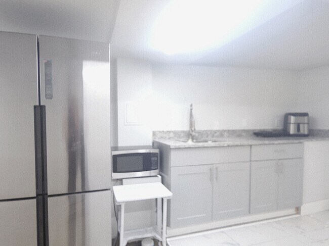 Foto del edificio - 6384 Lincolnia Rd