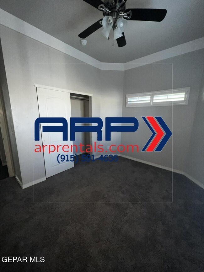 Foto del edificio - 3720 Loma Jacinto