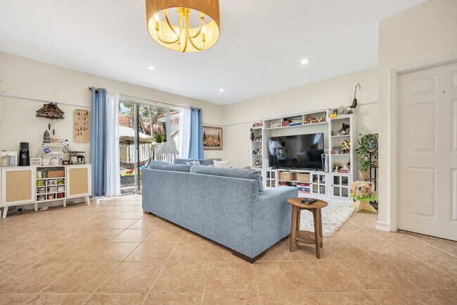Foto del edificio - 13174 NW 9th Ct