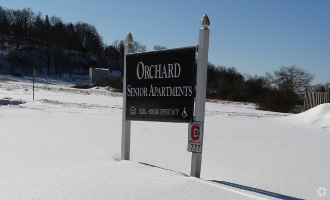 Foto del edificio - Orchard Senior Apartments