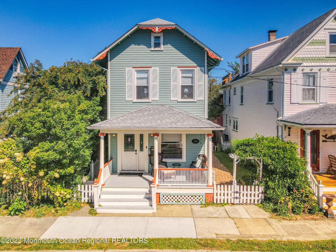 121 Mt Hermon Way, Neptune Township, NJ 07756 House Rental in Neptune Township, NJ