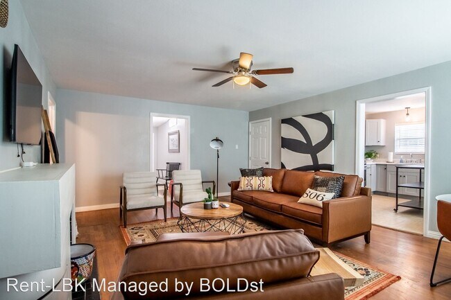 Foto del edificio - 3 br, 1 bath House - 2123 31st