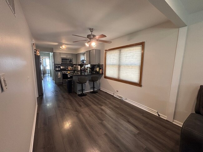 Building Photo - 5920 S Meade Ave