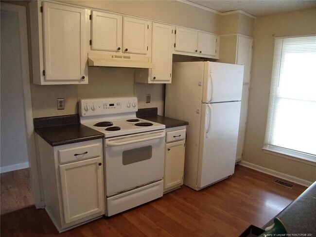 Building Photo - 6986 Calamar Dr