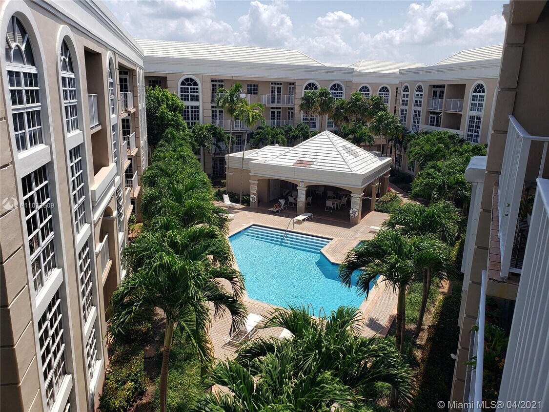 1280 S Alhambra Cir Unit 1406, Coral Gables, FL 33146 Condo for Rent in Coral Gables, FL