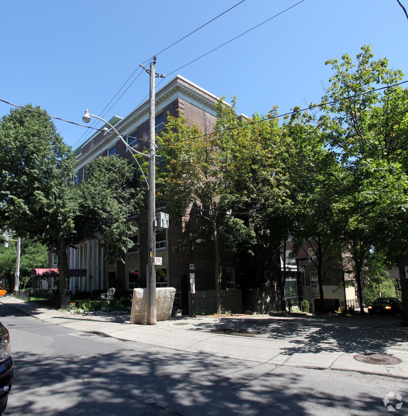 Photo du bâtiment - Toronto Suites