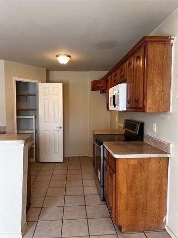 Foto del edificio - 245 Willow Creek Ln