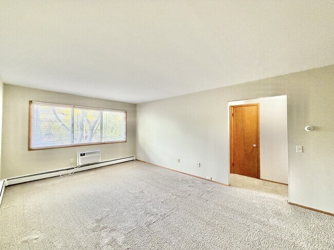 Building Photo - 2505 Calypso Rd