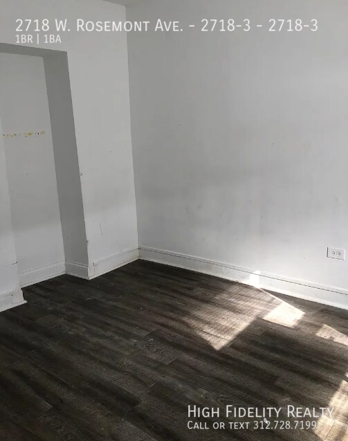 Foto del edificio - 2718 W Rosemont Ave