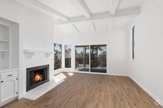 Building Photo - 559 4th St