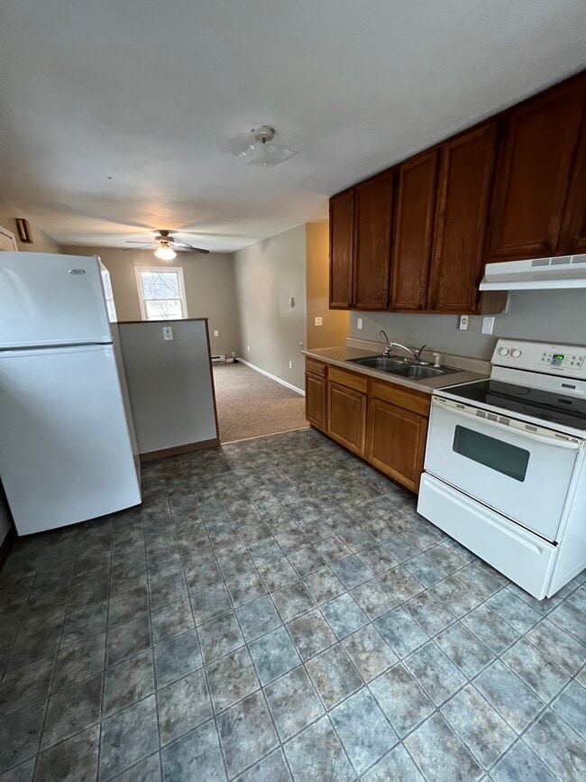 Kitchen and Living Room - E2361 Crystal Rd
