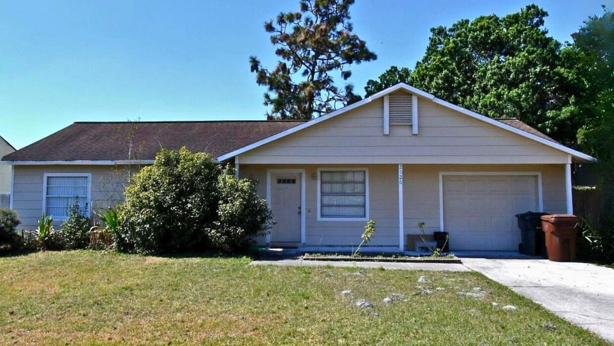 Foto del edificio - 2526 Oak Hollow Dr