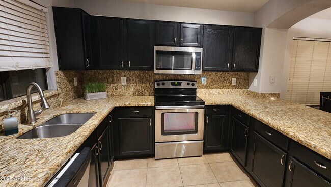 Foto del edificio - 20214 N 32nd Pl