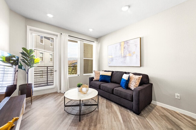 Building Photo - 375 Harbour Cove Dr