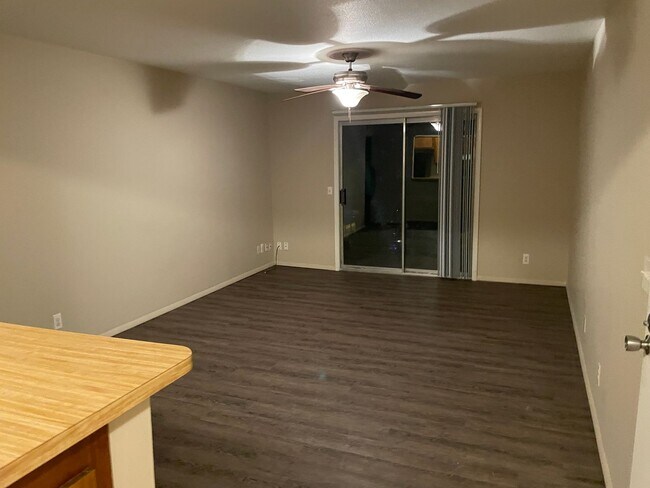 Foto del edificio - 5984 E 33rd Ct