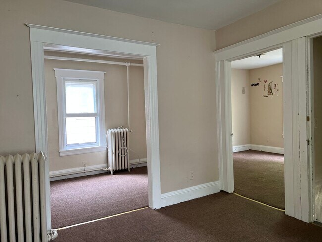 Foto del edificio - 64-66 Lincoln Ave