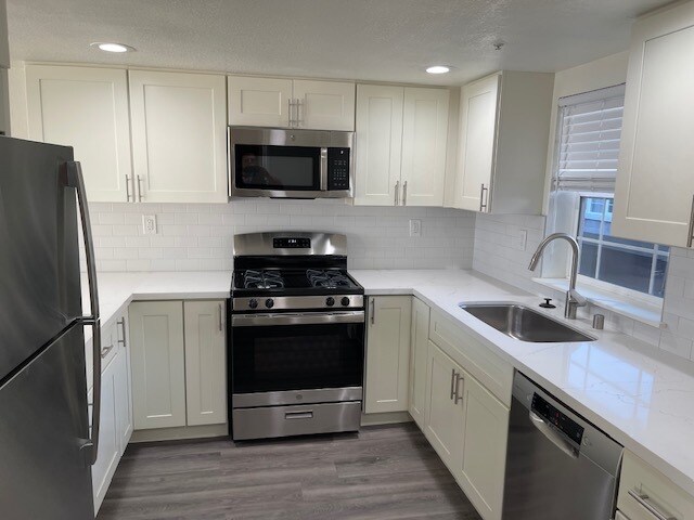 Foto principal - 90 Athol Ave