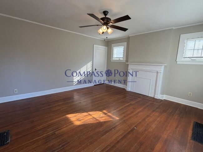 Photo - Welcome To Your New Home! FIRST MONTH'S RENT FREE!!