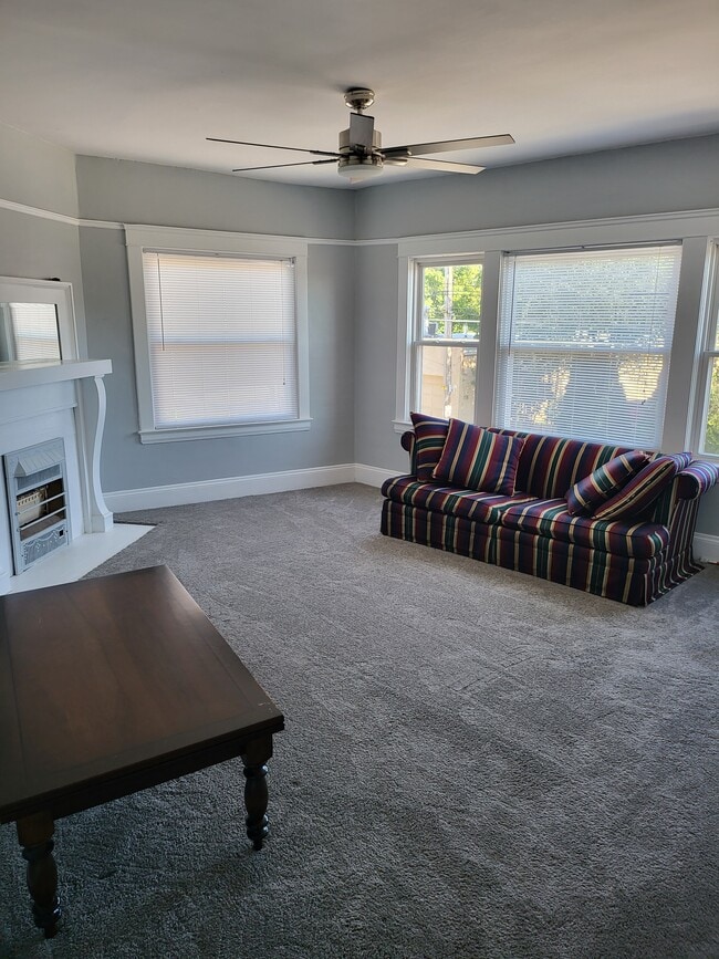 New carpet - 18204 Detroit Ave