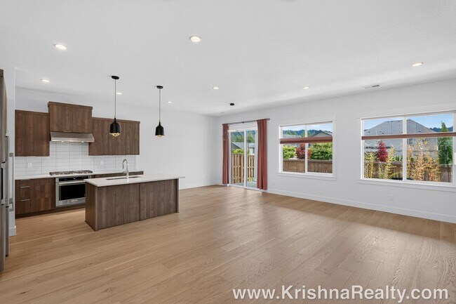 Building Photo - 7802 NW 156th Ter