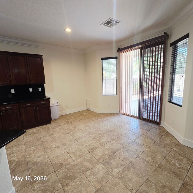 Building Photo - Gorgeous Home For Rent