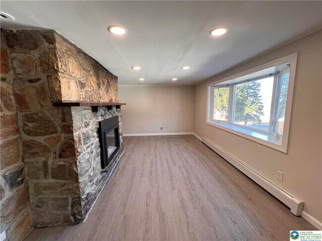 Foto del edificio - 2431 S 3rd St