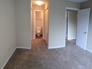 Building Photo - 9313 Willow Creek Dr