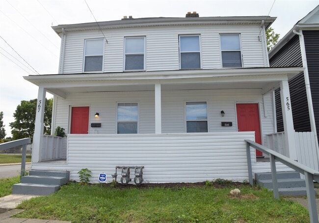 Building Photo - 565 E Deshler Ave