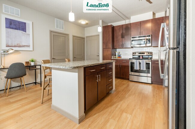 Foto del edificio - 4460 Lower Park Rd