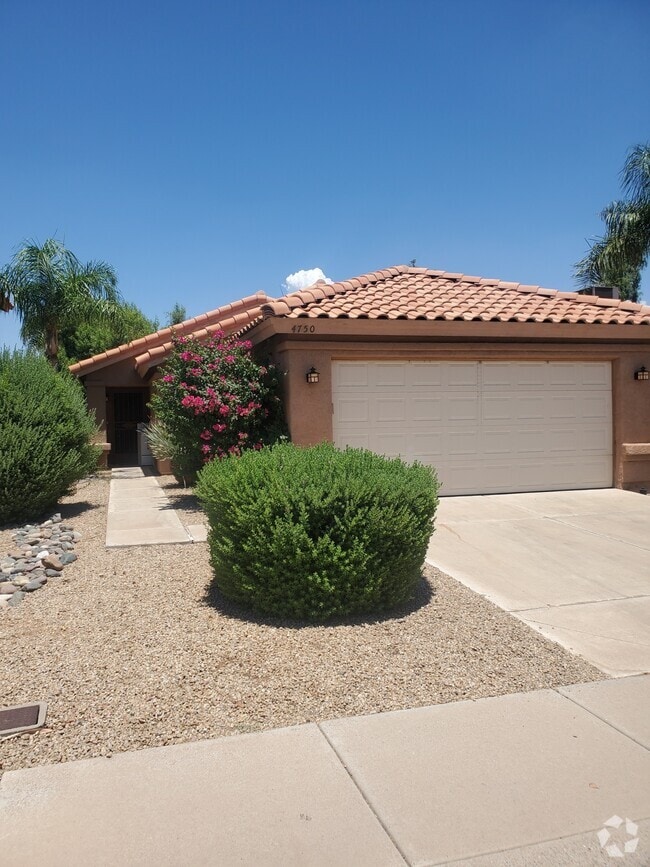 Building Photo - 4750 E Angela Dr