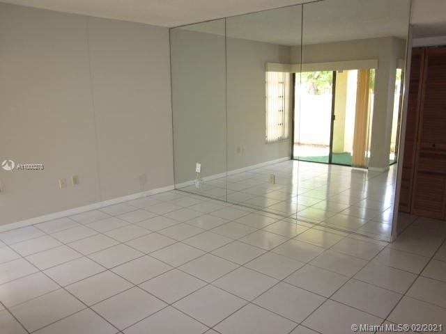 Building Photo - 9070 SW 125th Ave