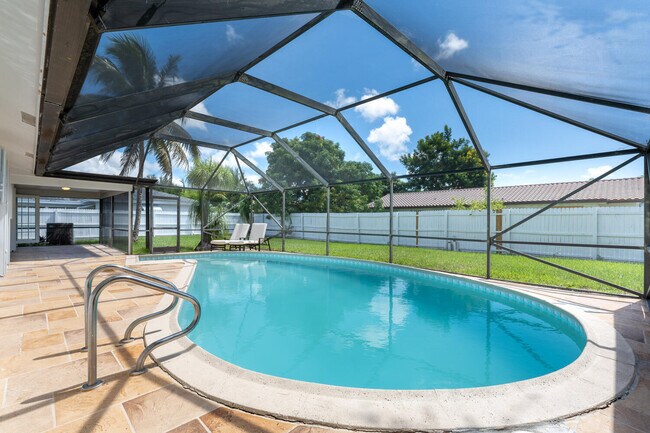 Foto del edificio - 3554 NW 25th Terrace