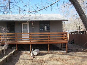 Building Photo - 2604 Tremont St