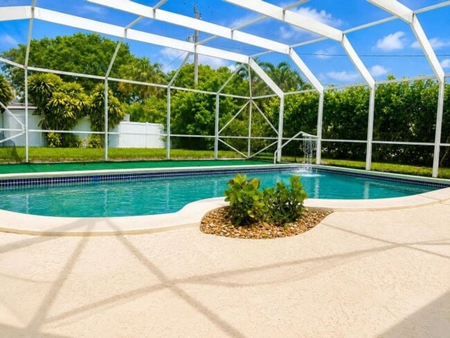 Photo - 461 SW 54th Avenue, Plantation, FL 33317 - 3628 House