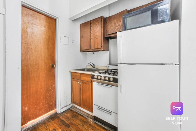 Foto del edificio - 212 E 85th St