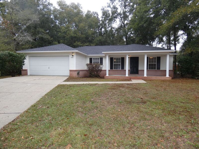 Primary Photo - 5708 Bronco Pl